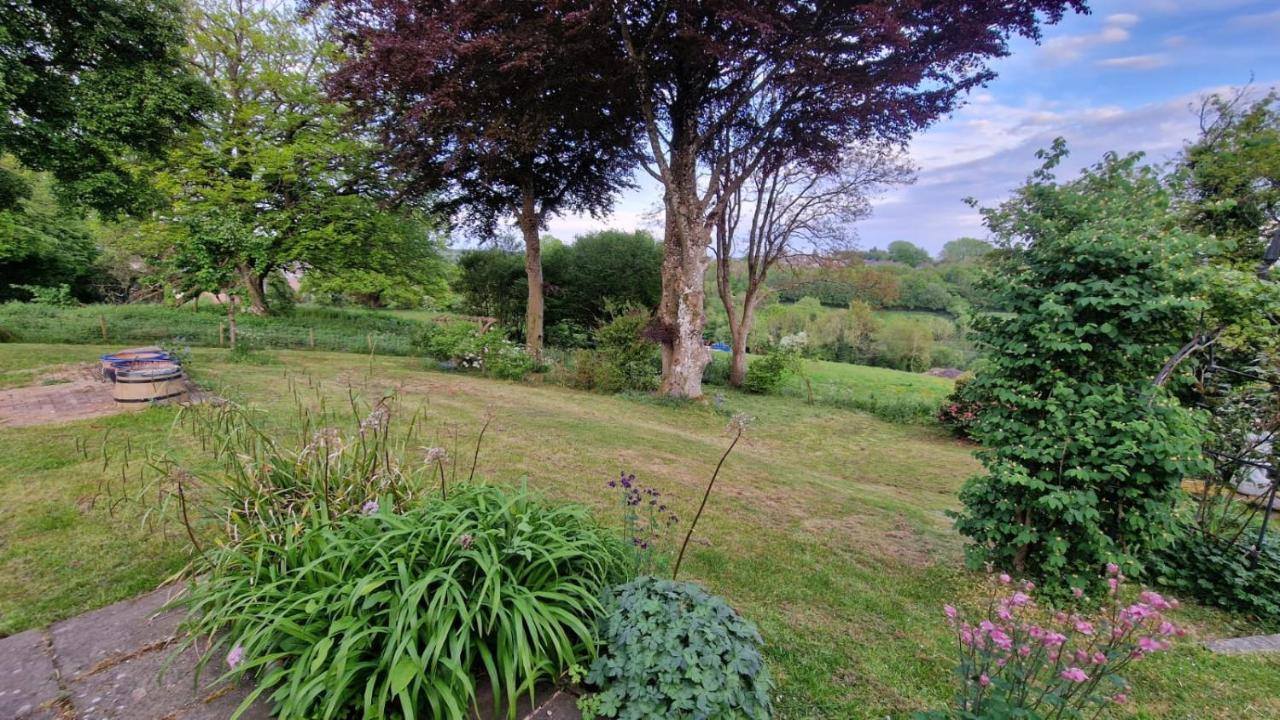 Koi Pond Annex Hotel Coleford  Exterior photo